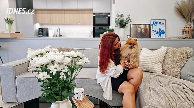 Báli se života na vesnici. Na Hané si vytvořili pohádkový domov i zahradu