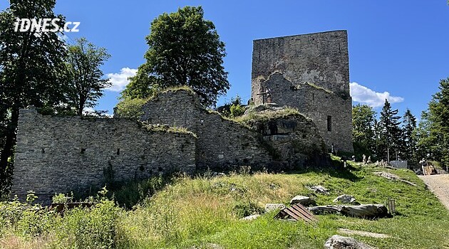 Dodávkou s dětmi: Na střeše Lipna. Na Vítkův Hrádek a k unikátnímu kanálu
