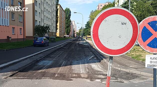 Lidé dočasně přišli o parkovací místa, po skončení rekonstrukce jich přibude