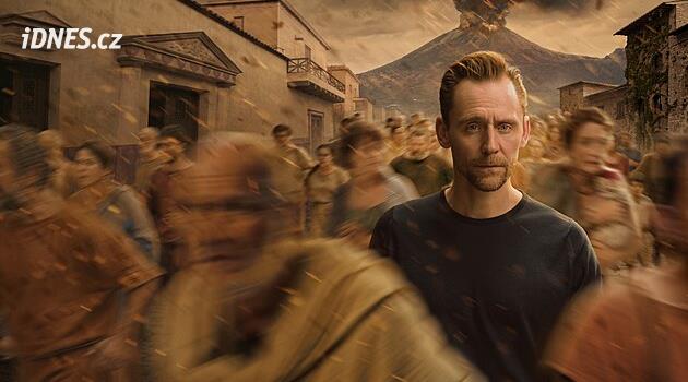 Tři skuteční lidé z Pompejí den před zkázou. Vypráví o nich Hiddleston