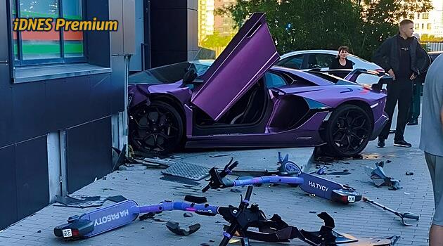 Rusko v kostce. Válečného veterána přejel miliardářský synek v lamborghini
