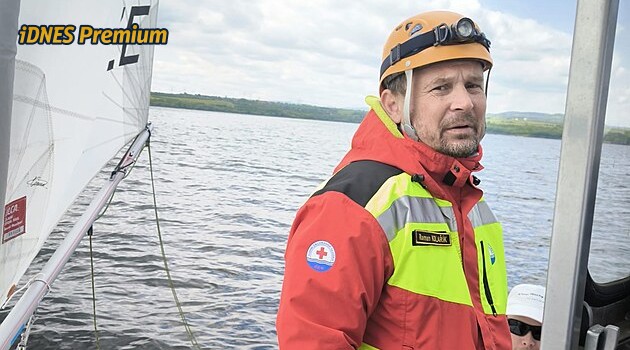 Bouřka může úřadovat do tří minut. Pak musíte jet po vlně, říká vodní záchranář z Nechranic