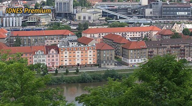 Vzdor vůči úsporám v Ústí nad Labem: Zrušíte nám obvod? Tak se trhneme!