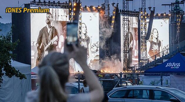„Zpívá o nás dvou. Skládá pro lidi.“ Fanoušci se těší na koncert Marka Ztraceného