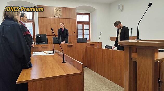 Jsem strašné hovado, kál se advokát. Agresivní jízdou způsobil tragédii, dostal 4,5 roku