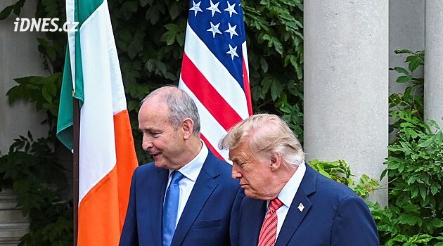Rád bych viděl Irsko sjednocené, nechci ale dělat problémy, řekl Trump v Dublinu