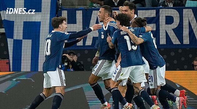 Outsideři z Řecka poprvé zdolali Německo. V Lize národů uspělo Nizozemsko i Dánsko