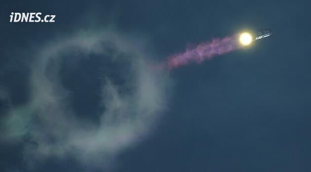SpaceX Starship Reaches Earth Orbit for the First Time
