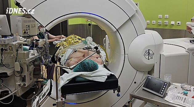 Unikát v Brně. Lékaři jako první v Česku hledají hluboko ukrytá ložiska nádorů ve 3D