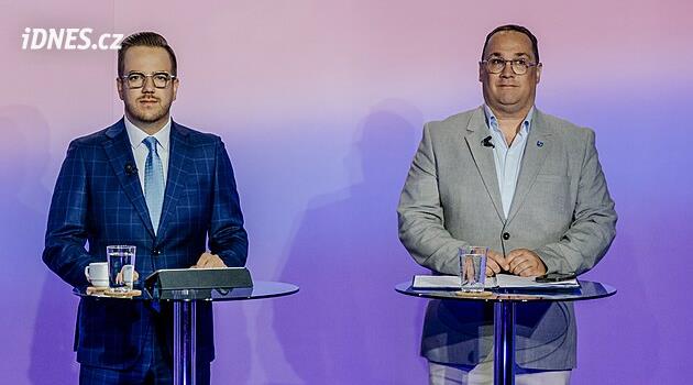 Superdebata iDNES.cz: Kvíz vyhrál Vereš, Semerák spletl titul Baníku o 11 let. Co nevěděli další?