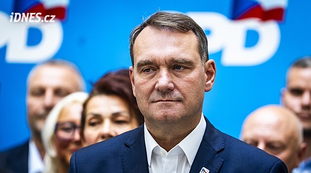 Pomohla nám špinavá antikampaň, míní Vlček ze STAN. SPD chyběla silná témata
