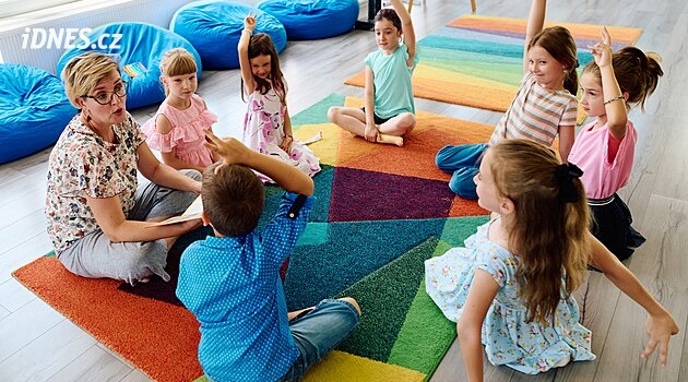 Dvě děti nikdy nechodily do školy. Úřad je kvůli chybě nezanesl do seznamu