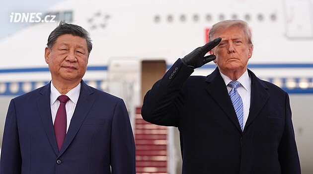 „Jsou to báječní lidé.“ Trump přivítal čínského prezidenta velkolepě už na letišti