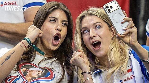 Emoce na Davis Cupu. Jak nejen přítelkyně Lehečky a Menšíka fandily tenistům