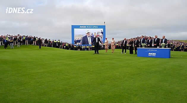Trump na golfovém trunaji v Irsku oznámil, že zruší 15procentní clo na irskou whiskey