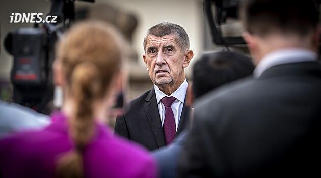 Doložte tvrzení o soudcovské mafii, vyzývá unie Babiše. Premiéra tepe za jeho výroky