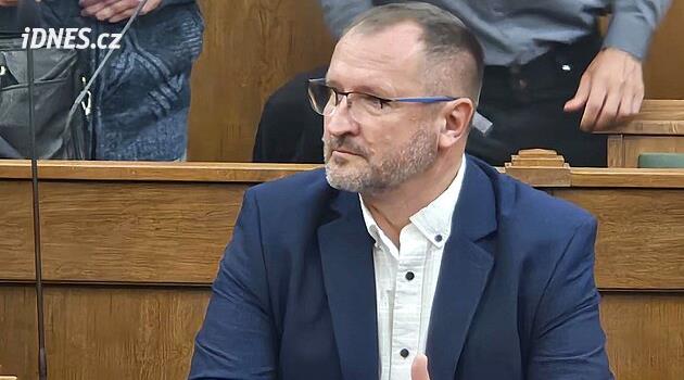 Soud v Ostravě trestal za úplatky. Podmínku a pokutu dostal i krajský exnáměstek Unucka