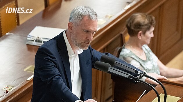 Vládní koalice odmítla ve Sněmotně jednat o Babišovi, střetu zájmů a čerpání evropských dotací