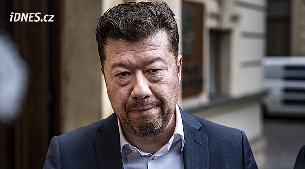 Okamura chce, aby teď prioritu mělo rušení televizních a rozhlasových poplatků