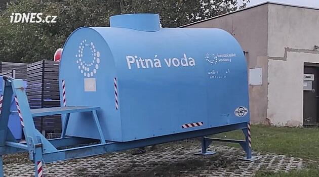 Další nadlimitní nález olova ve vodě u Odoleny Vody, proplachování pokračuje