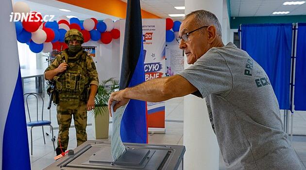 Volby do ruské Dumy ovládlo vládnoucí Jednotné Rusko, opozici předem vyloučili