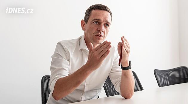 KDU-ČSL ve volbách 2026: Vyzpívá si Grolich senátorské křeslo? Lidovci sledují sčítání v Orlovně