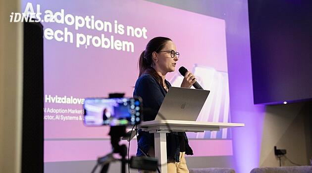 How AI Is Transforming Czech IT: Coding Shifts, Layoffs, and New Productivity Standards