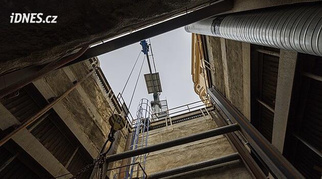 Nahlédli jsme do tunelu pod centrem Brna. Každý den se prodlouží o 80 centimetrů