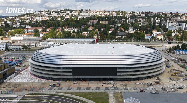 Nové sportovní haly i knihovny. Politici doručují mnoho slibů těsně před volbami