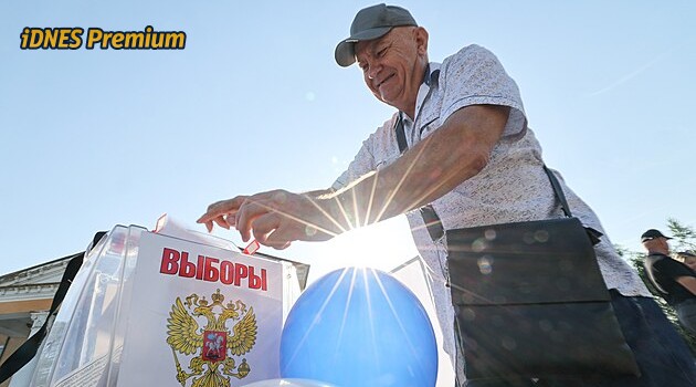 Volby do Státní dumy: Potěmkinova vesnice se chystá k volbám, píše Sergej Medveděv