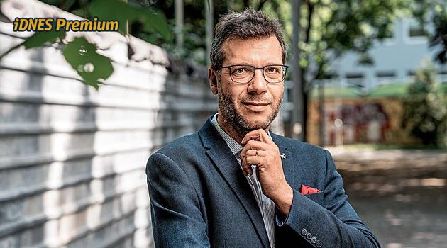Měla vysoký tlak, lékař jí předepsal lék na spaní. Jak lékárníci odhalují chyby lékařů