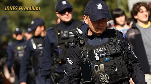 Nenávist a útoky vůči Ukrajincům v Polsku rostou. Před volbami může být ještě hůr